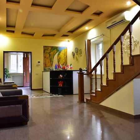 Gyumri Hotel 예레반 외부 사진